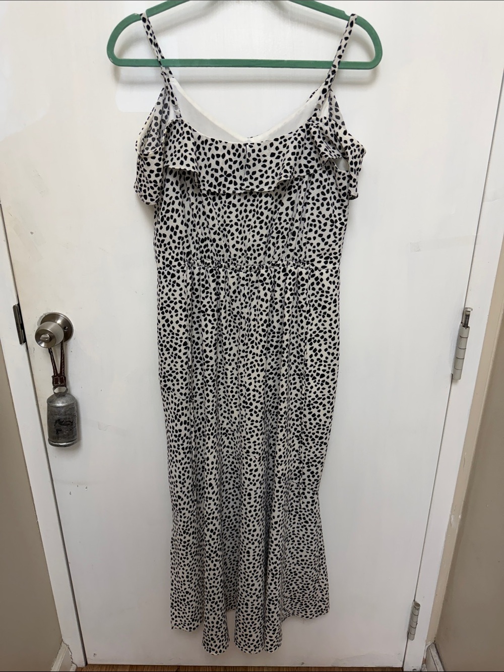 Off-Shoulder Ruffle Midi Dress in Black and White Spot - Picture 4 of 5